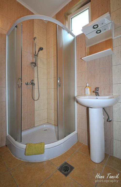 Apartments Svetlica Backi Petrovac Ngoại thất bức ảnh