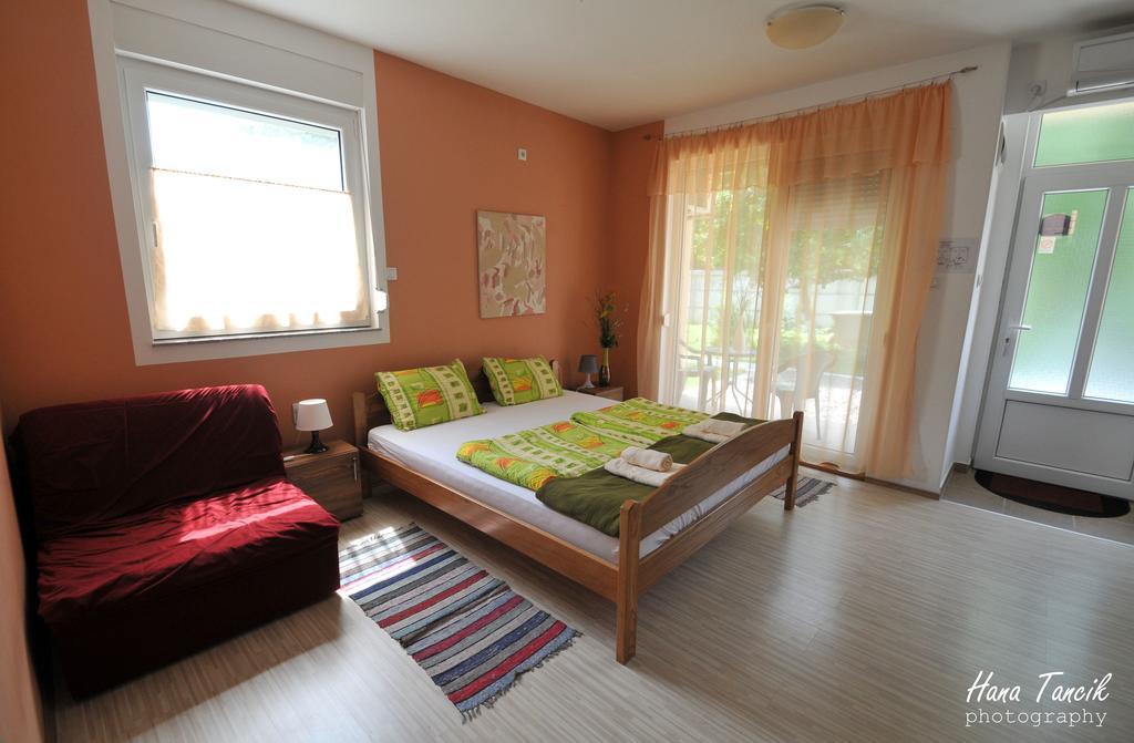 Apartments Svetlica Backi Petrovac Ngoại thất bức ảnh